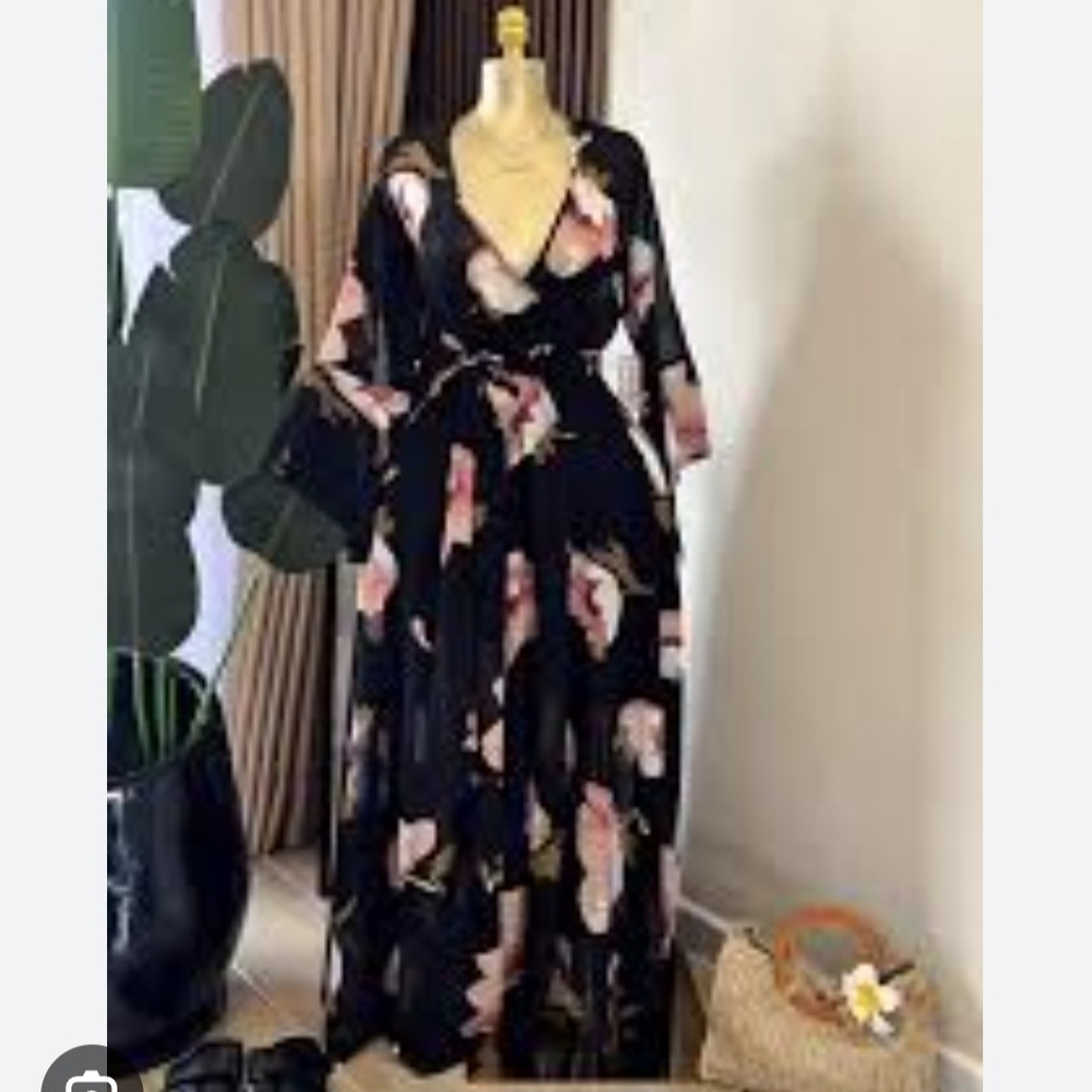 Chic Black and Pink Floral Maxi Dress
